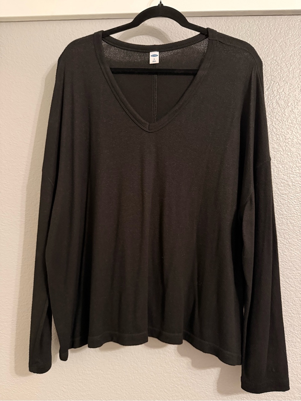Old Navy Black V-Neck Long Sleeve Top
